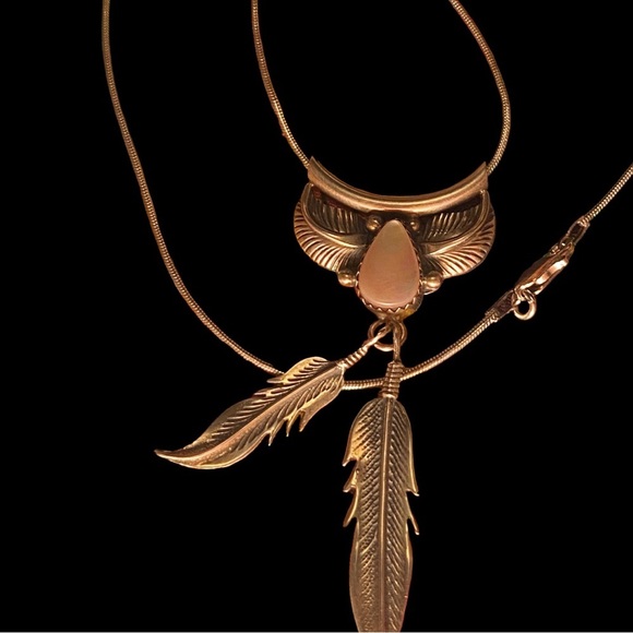 🌴Navajo Vintage Sterling Silver MOP Feather Necklace - Picture 3 of 6